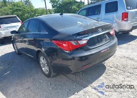 2013 Hyundai Sonata Gls z USA, uszkodzony, nr VIN 5NPEB4AC7DH622586